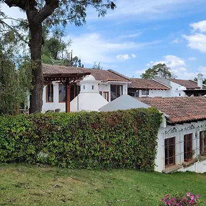 Holiday home Amplia Casa Guatemala Con Pergola Y Jardin